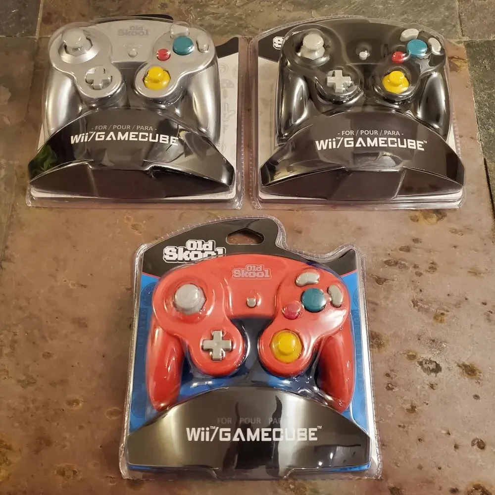 3 Gamecube Controllers - 3 Colors Bundle (NEW) - Red Silver Black - Nintendo